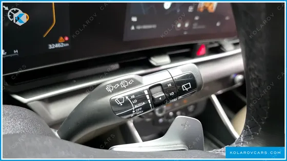 KIA CARNIVAL GASOLINE 9-SEATER NOBLESSE