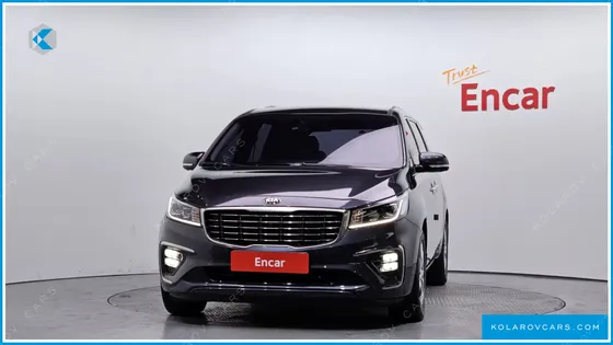 KIA CARNIVAL 7-SEATER LIMOUSINE