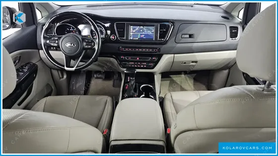 KIA CARNIVAL 7-SEATER LIMOUSINE