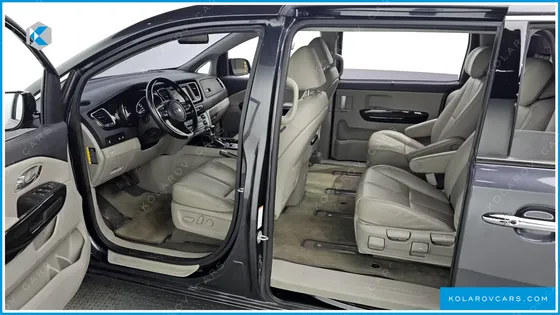 KIA CARNIVAL 7-SEATER LIMOUSINE