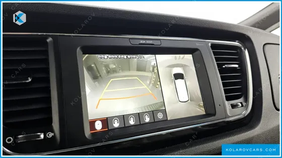 KIA CARNIVAL 7-SEATER LIMOUSINE