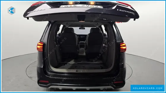 KIA CARNIVAL 7-SEATER LIMOUSINE