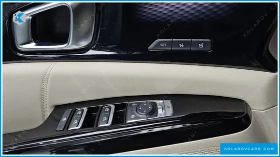 KIA CARNIVAL 9-SEATER HI-LIMOUSINE(SPECIAL VEHICLE)