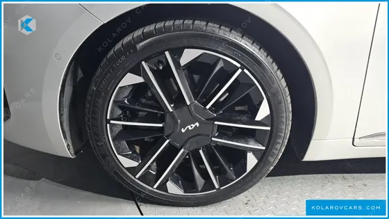KIA K8 2.5 GASOLINE 2WD