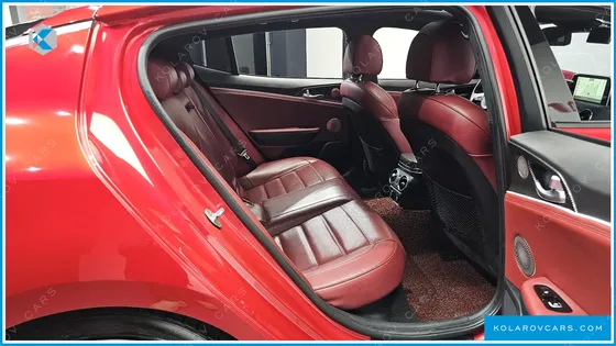 KIA STINGER 3.3 TURBO AWD