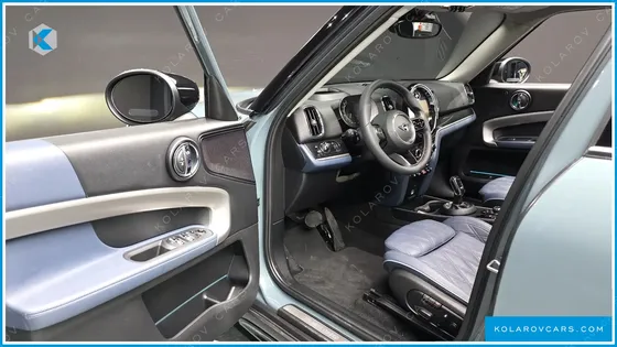 MINI COUNTRYMAN ALL4 CLASSIC LAUNCH PACK