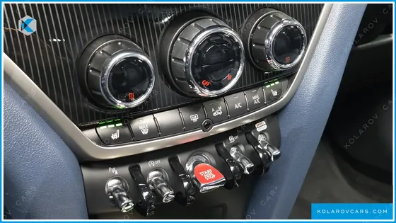 MINI COUNTRYMAN ALL4 CLASSIC LAUNCH PACK