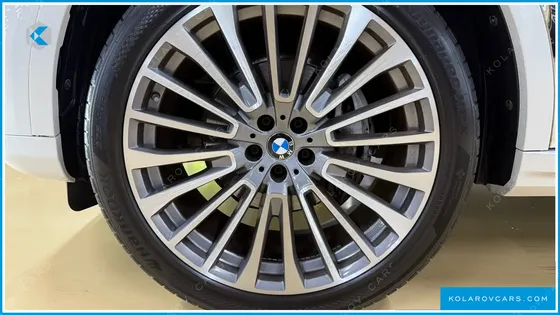 BMW X7 XDRIVE 30D DESIGN PURE EXCELLENT 6-SEATER