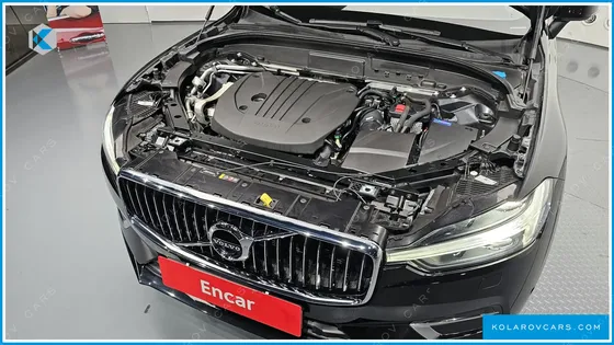 VOLVO XC60 B5 INSCRIPTION