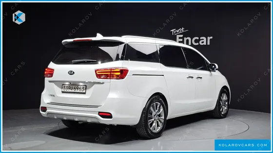 KIA CARNIVAL 9-SEATER PRSTIGE