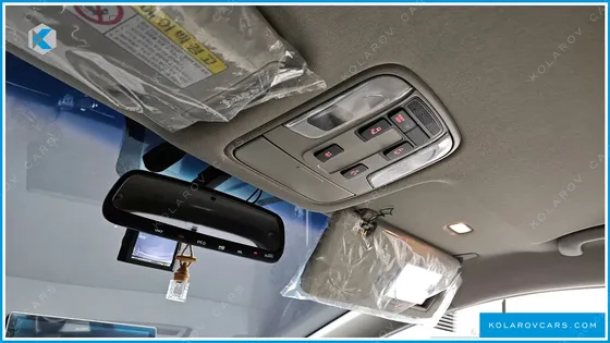 KIA CARNIVAL 9-SEATER PRSTIGE