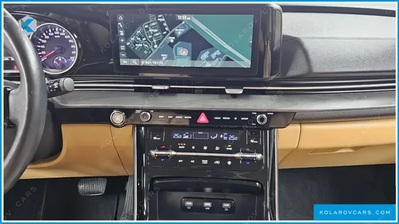 KIA CARNIVAL 9-SEATER NOBLESSE