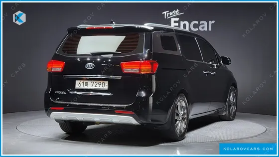 KIA CARNIVAL GASOLINE 9-SEATER NOBLESSE