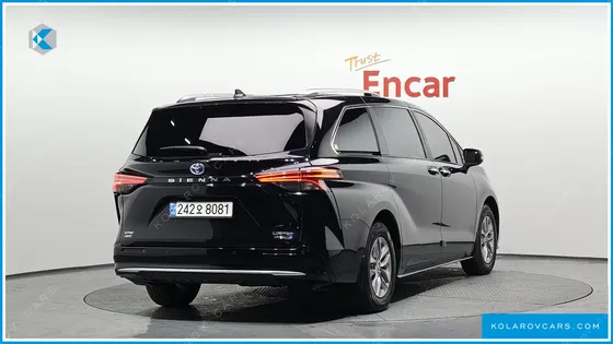 TOYOTA SIENNA 2.5 HYBRID AWD