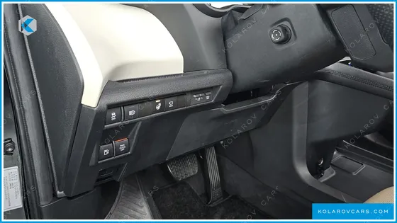 TOYOTA SIENNA 2.5 HYBRID AWD