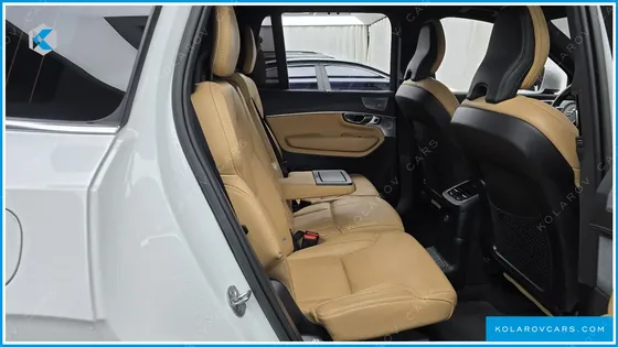 VOLVO XC90 T8 ULTIMATE BRIGHT HYBRID