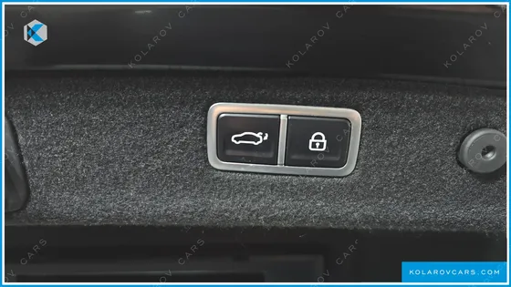 GENESIS G70 GASOLINE 3.3T 4WD