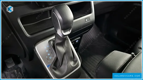 HYUNDAI STARIA CARGO 3-SEATER