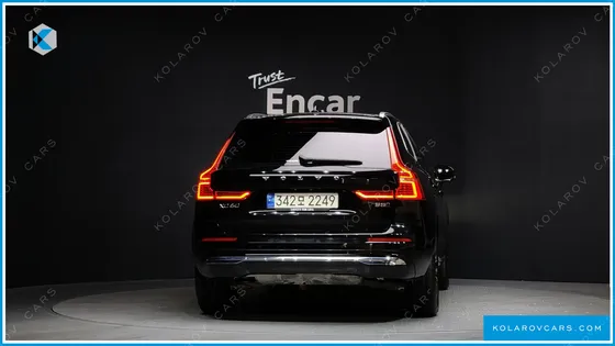 VOLVO XC60 B5 ULTIMATE BRIGHT