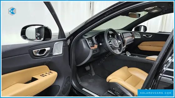 VOLVO XC60 B5 ULTIMATE BRIGHT