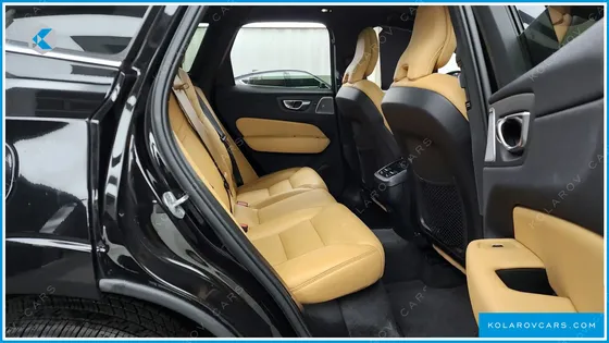 VOLVO XC60 B5 ULTIMATE BRIGHT