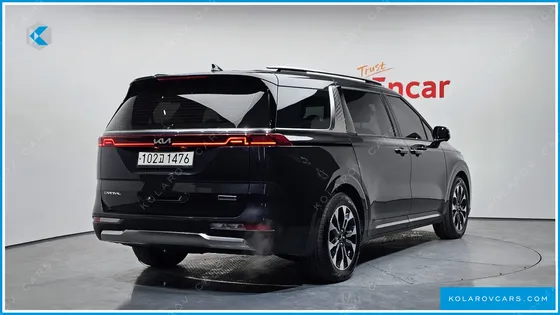 KIA CARNIVAL GASOLINE 7-SEATER SIGNATURE