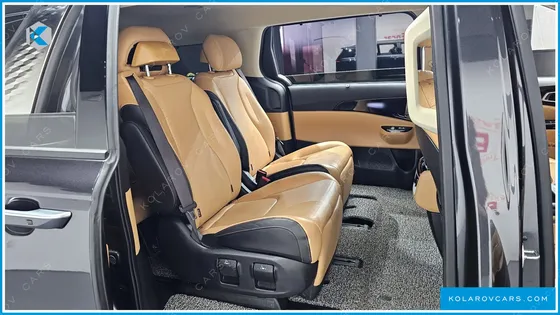 KIA CARNIVAL GASOLINE 7-SEATER SIGNATURE