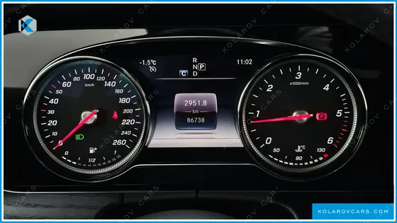 MERCEDES E-CLASS E220D COUPE
