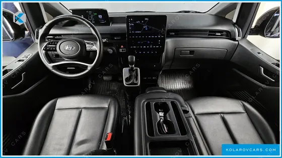 HYUNDAI STARIA 4WD TOURER 9-SEATER