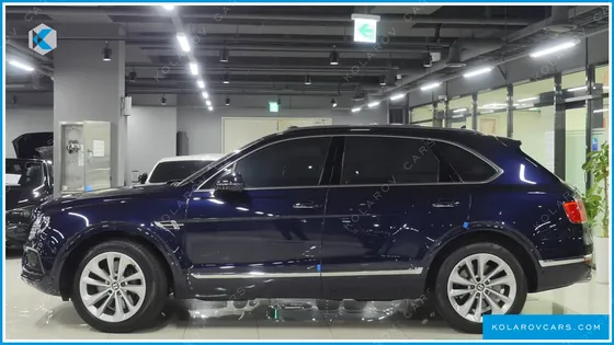 BENTLEY BENTAYGA 4.0 V8