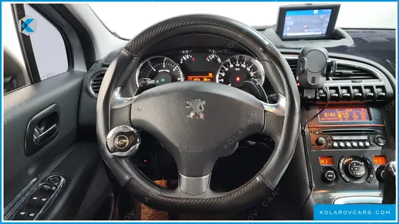 PEUGEOT 3008 1.6 E-HDI