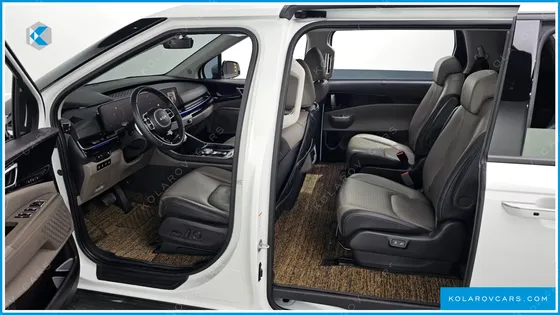 KIA CARNIVAL 9-SEATER SIGNATURE