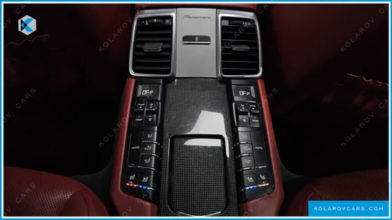 PORSCHE PANAMERA 4.8 GTS