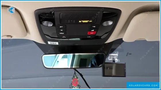 KIA CARNIVAL GASOLINE 7-SEATER SIGNATURE
