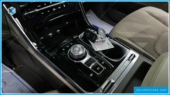 KIA CARNIVAL 7-SEATER SIGNATURE