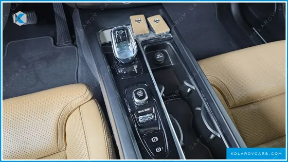 VOLVO XC60 T8 INSCRIPTION