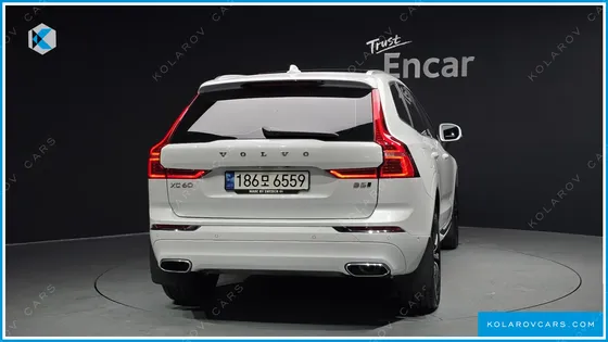 VOLVO XC60 B5 INSCRIPTION