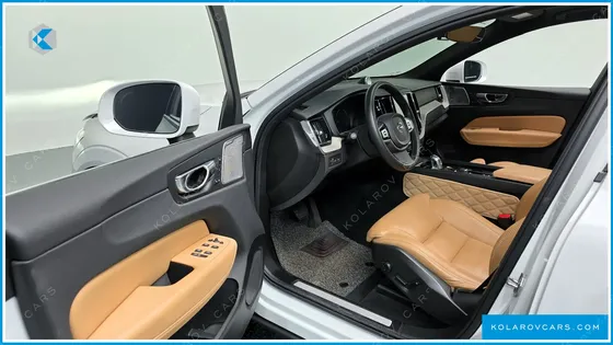 VOLVO XC60 T8 INSCRIPTION