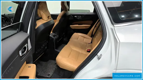 VOLVO XC60 T8 INSCRIPTION