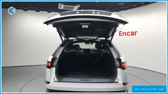 LAND ROVER RANGE ROVER VELAR 3.0 D300 R-DYNAMIC SE
