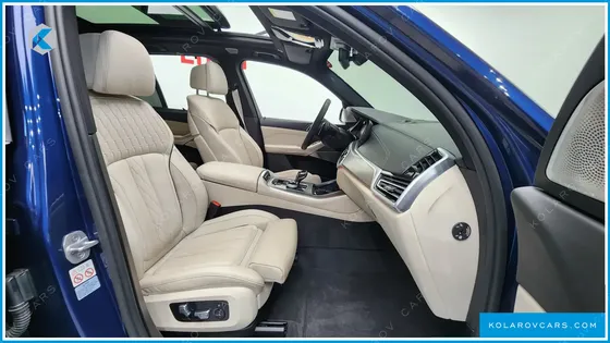 BMW X5 M50I