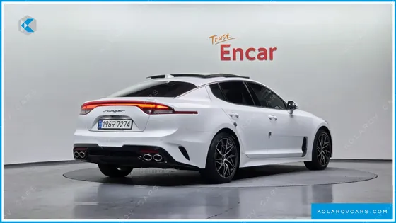 KIA STINGER 2.5 PLATINUM