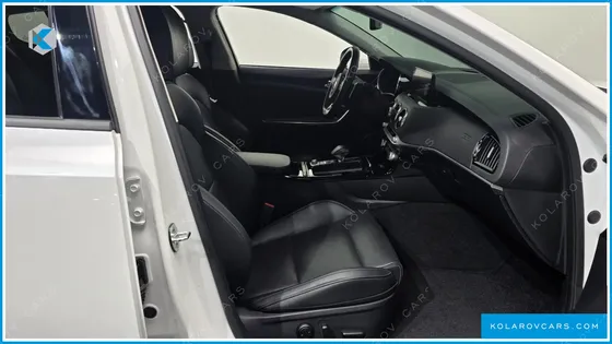 KIA STINGER 2.5 PLATINUM