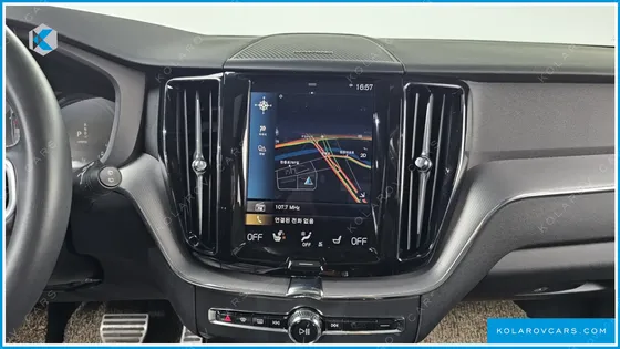 VOLVO XC60 T8 R-DESIGN