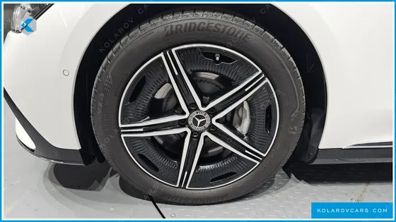 MERCEDES EQE EQE350+