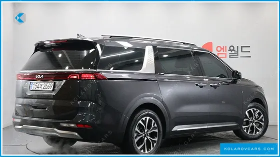 KIA CARNIVAL GASOLINE 9-SEATER NOBLESSE