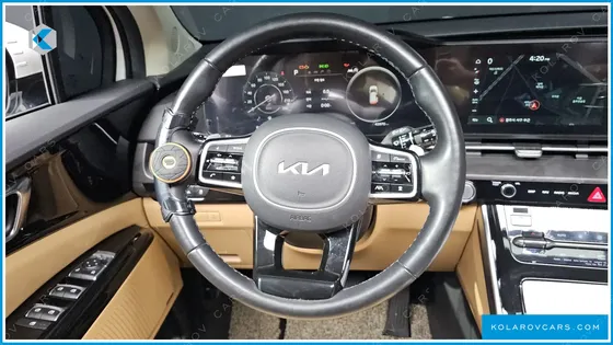 KIA CARNIVAL 9-SEATER NOBLESSE