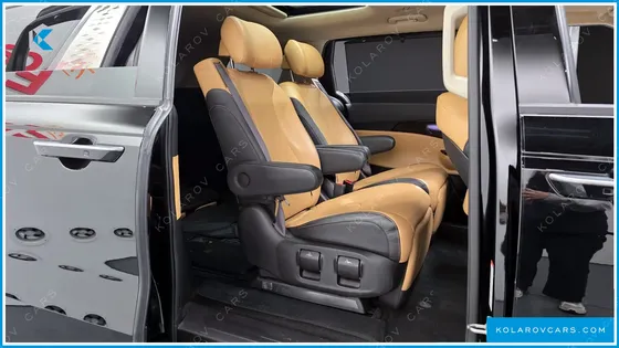 KIA CARNIVAL 7-SEATER SIGNATURE