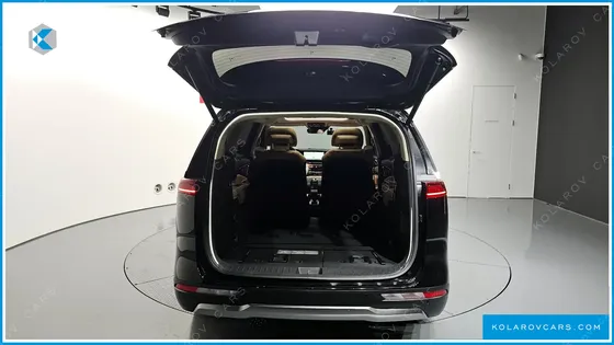 KIA CARNIVAL 7-SEATER SIGNATURE