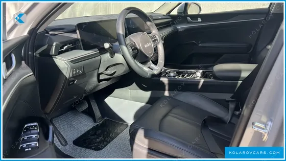 KIA K5 Регистриран.